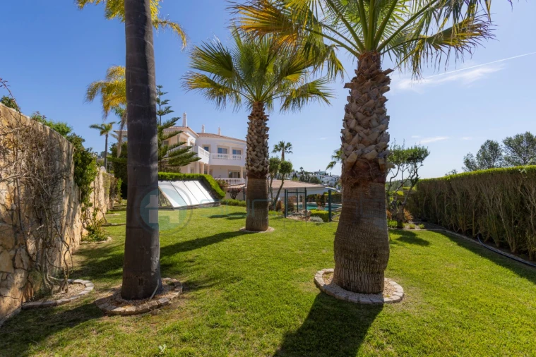 Moradia T4 para Venda em Budens Foto 14