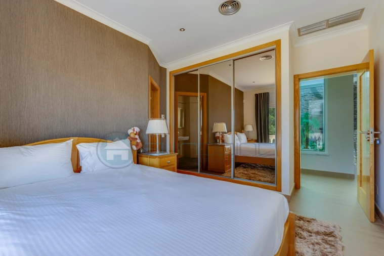 Moradia T4 para Venda em Budens Foto 28