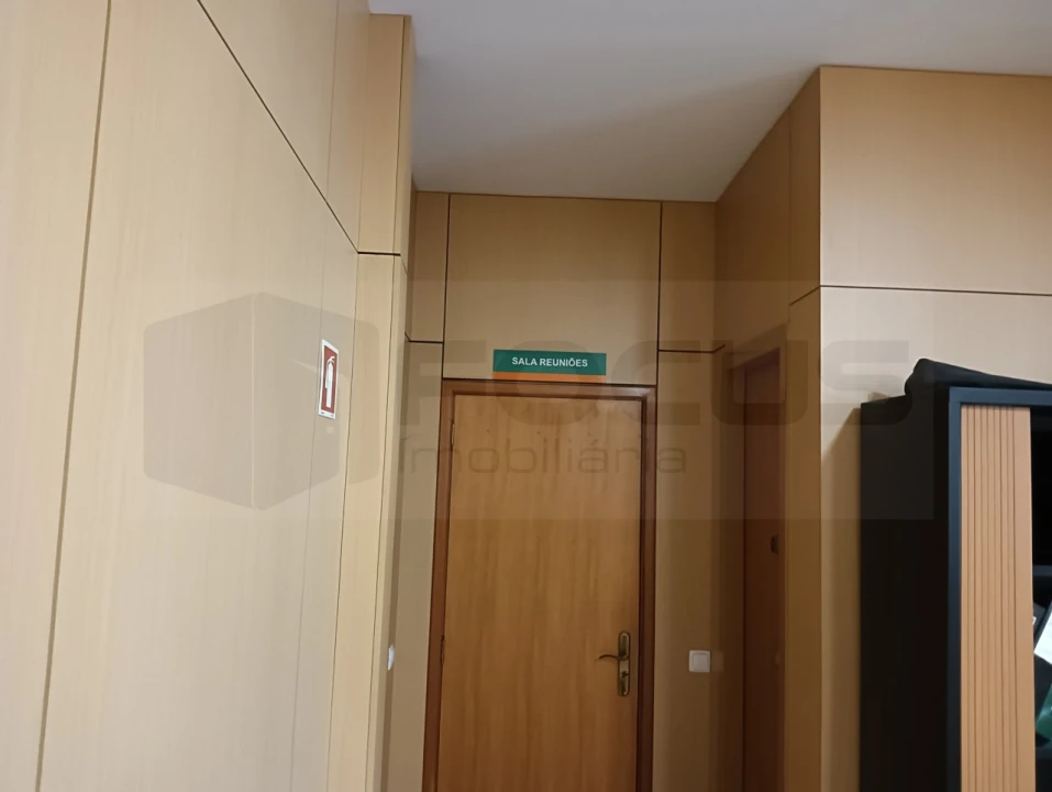 Armazém para Venda em Bunheiro Foto 16