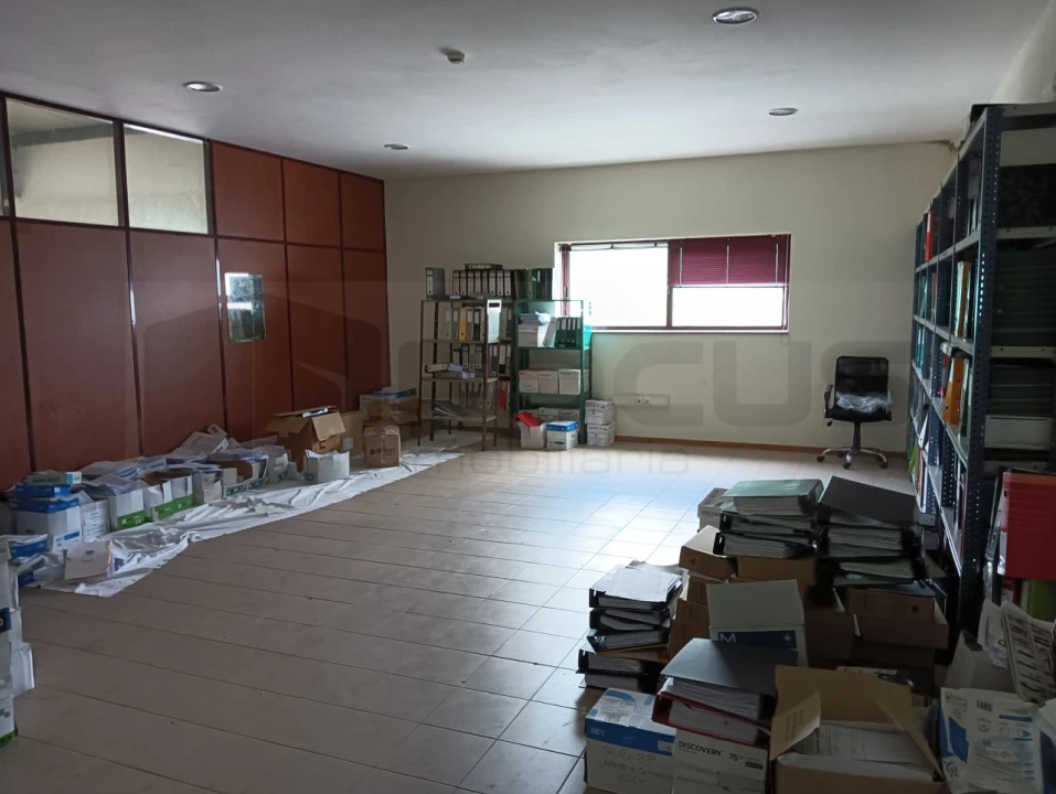 Armazém para Venda em Bunheiro Foto 25