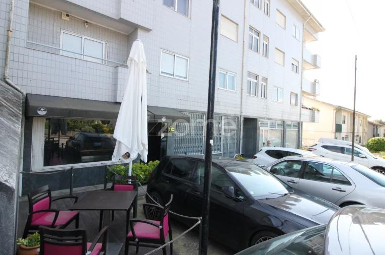 Negócio para Venda em Gondomar (São Cosme), Valbom e Jovim Foto 4