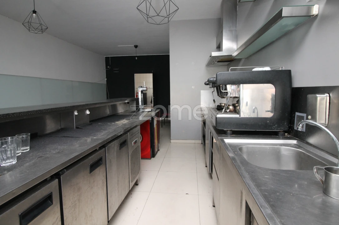 Negócio para Venda em Gondomar (São Cosme), Valbom e Jovim Foto 12