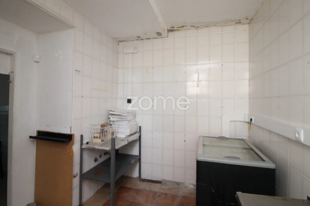 Negócio para Venda em Gondomar (São Cosme), Valbom e Jovim Foto 18