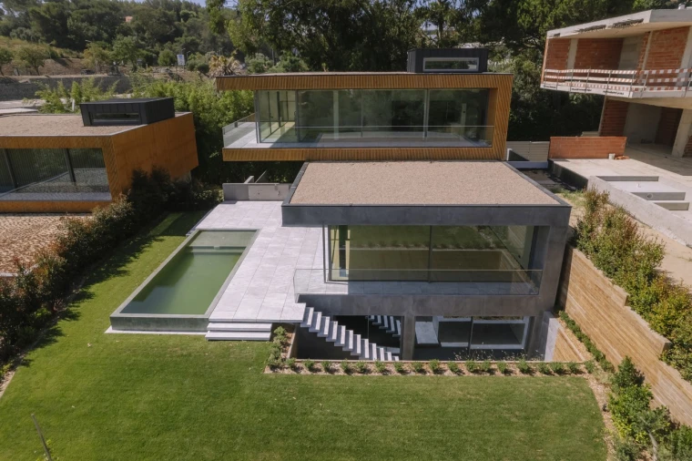 Moradia T4 para Venda em Alcabideche Foto 4