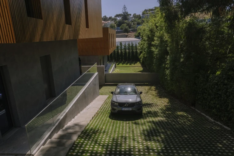 Moradia T4 para Venda em Alcabideche Foto 48