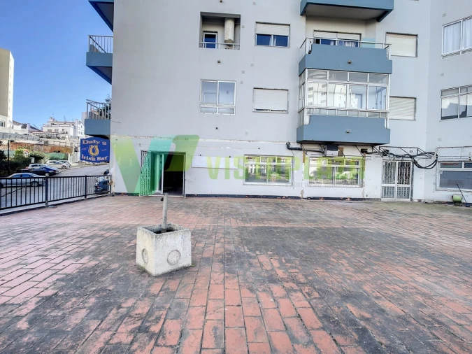 Loja para Arrendamento em Portimão Foto 13