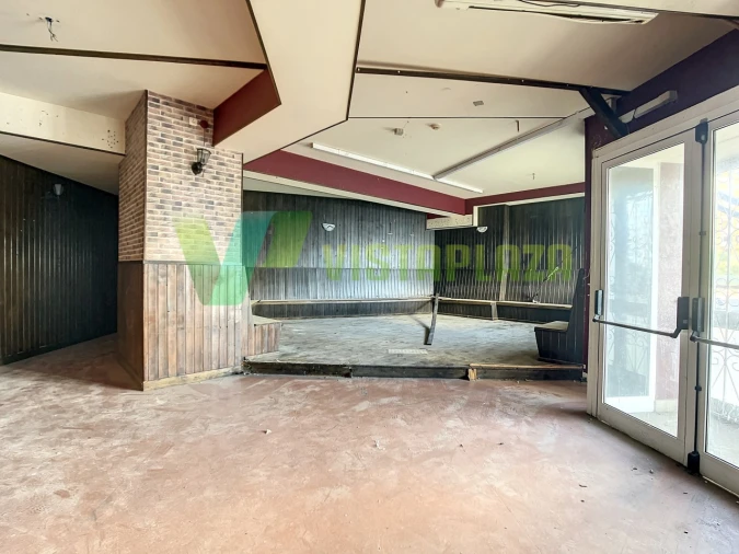 Loja para Arrendamento em Portimão Foto 18