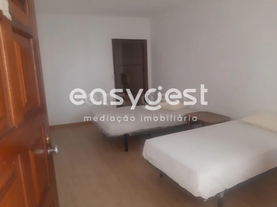 Moradia T7 para Venda em Carrazeda de Ansiães Foto 12