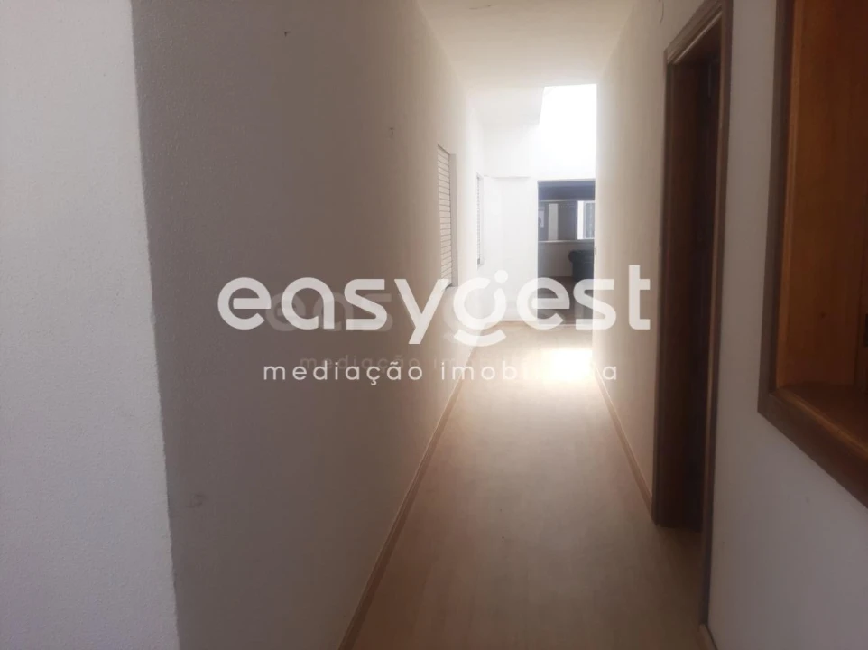 Moradia T7 para Venda em Carrazeda de Ansiães Foto 13