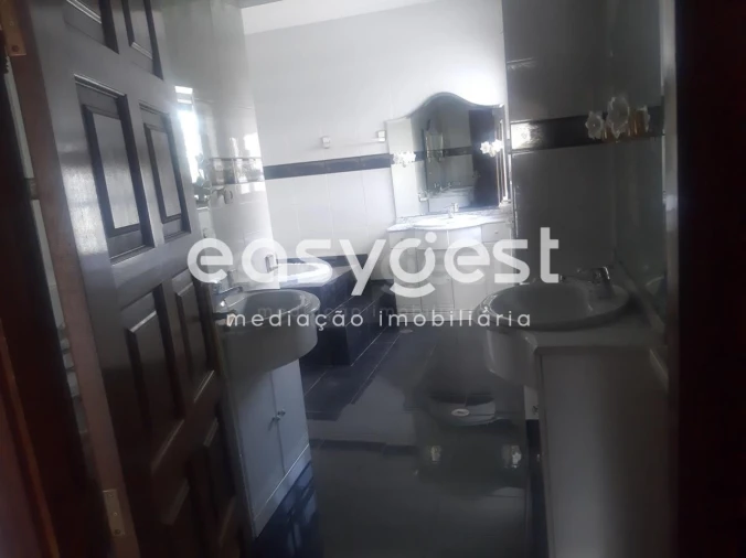 Moradia T7 para Venda em Carrazeda de Ansiães Foto 15