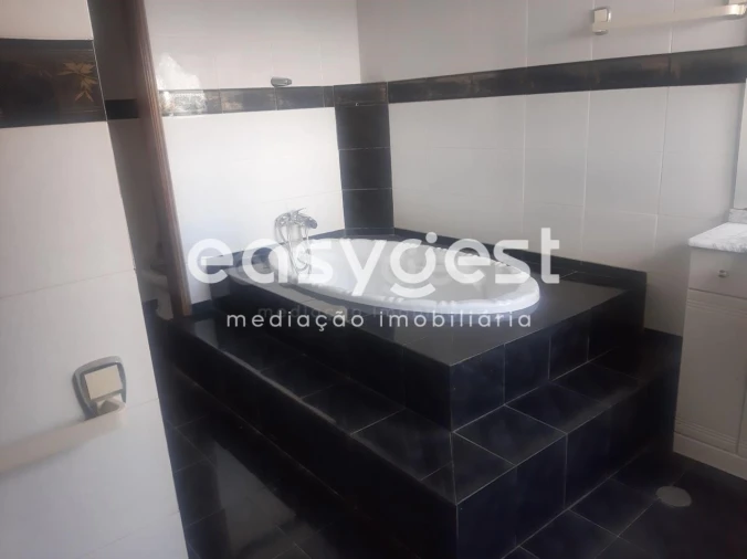 Moradia T7 para Venda em Carrazeda de Ansiães Foto 16