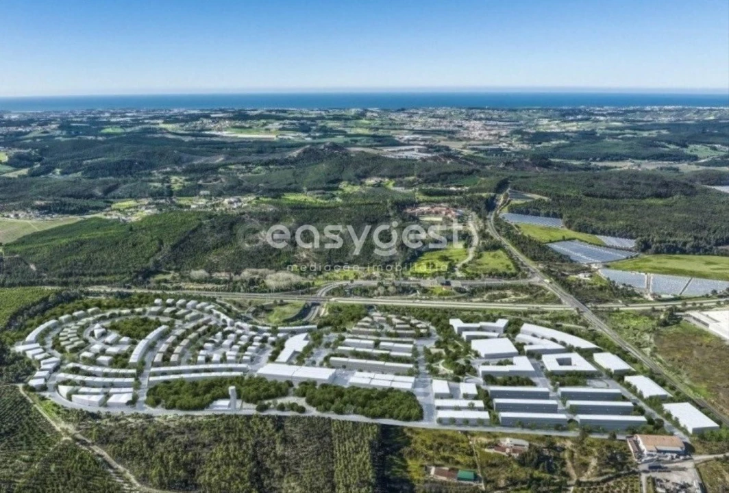 Moradia T4 para Venda em Santa Maria, São Pedro e Matacães Foto 18