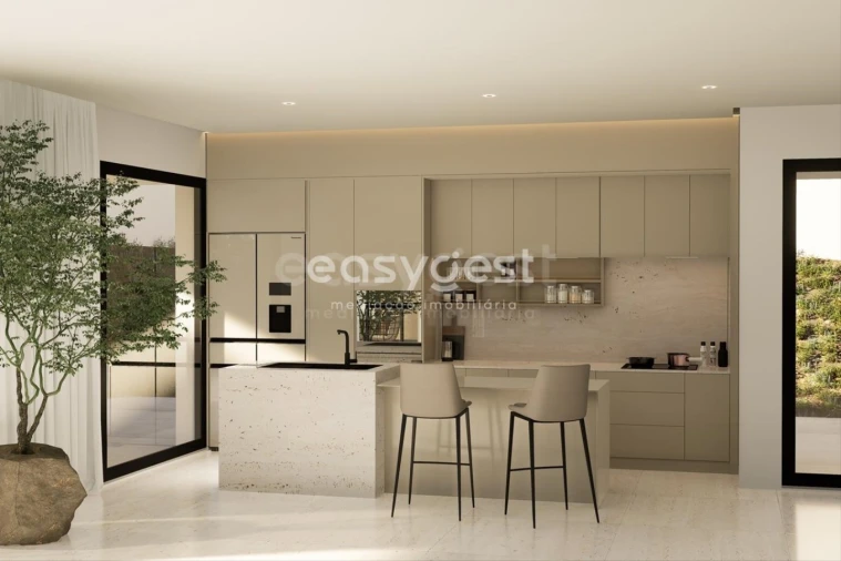 Moradia T4 para Venda em Santa Maria, São Pedro e Matacães Foto 5