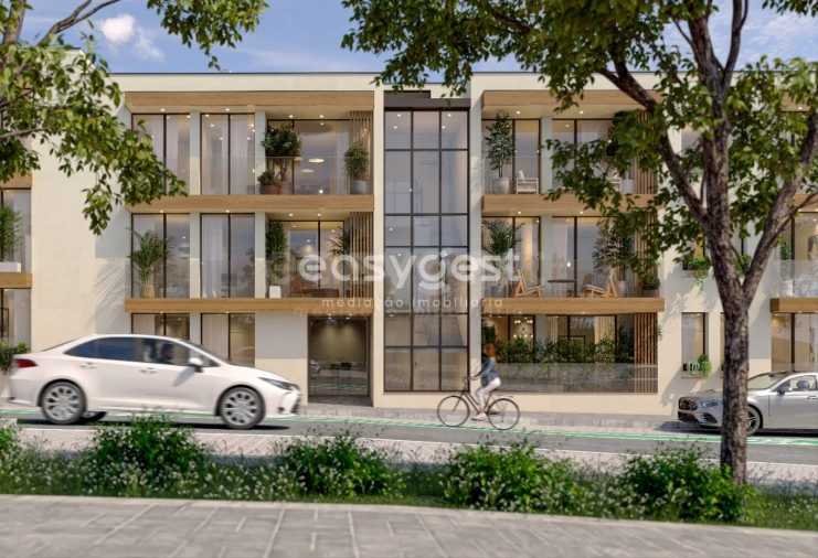 Moradia T4 para Venda em Santa Maria, São Pedro e Matacães Foto 12