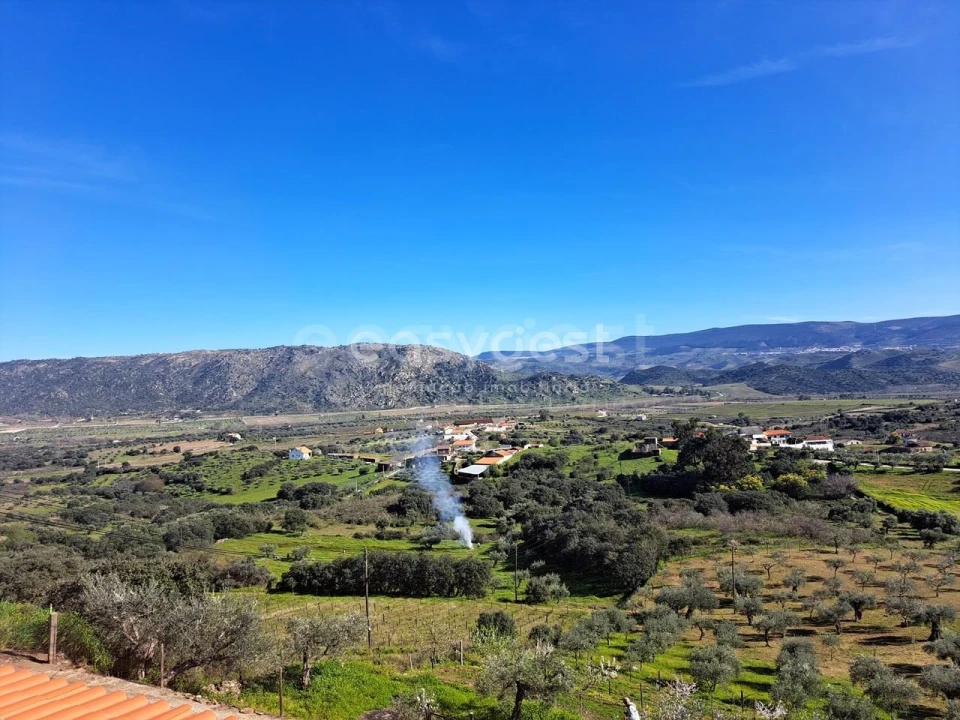 Moradia T4 para Venda em Horta da Vilariça Foto 23