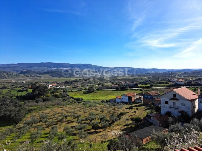 Moradia T4 para Venda em Horta da Vilariça Foto 19