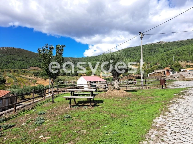 Armazém para Venda em Felgueiras e Maçores Foto 12