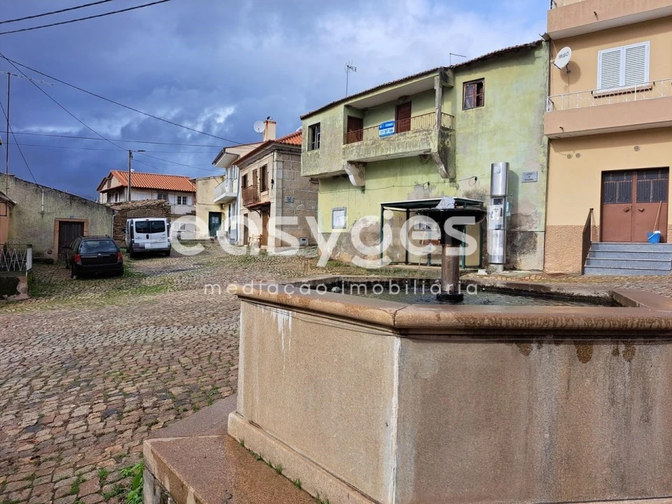 Moradia T3 para Venda em Felgar e Souto da Velha Foto 1