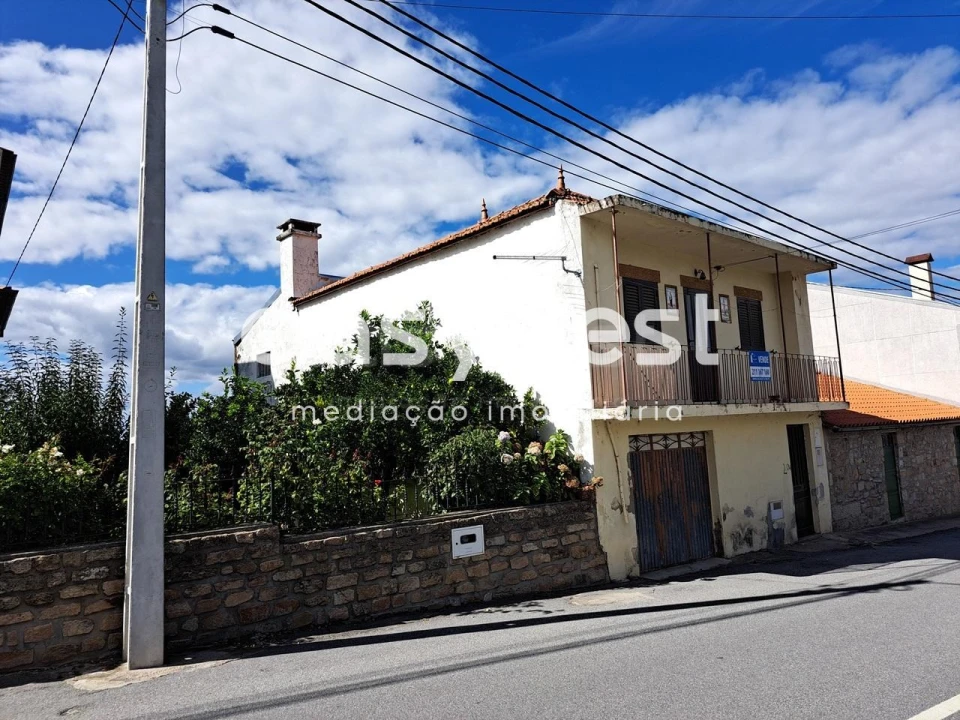 Moradia T2 para Venda em Larinho Foto 2