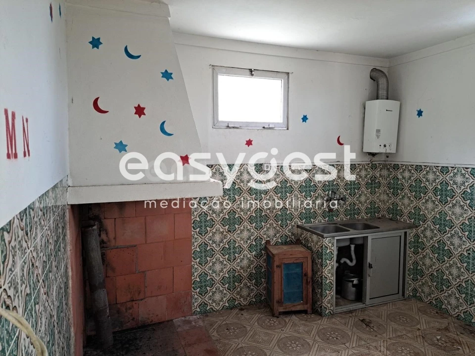 Moradia T2 para Venda em Larinho Foto 8