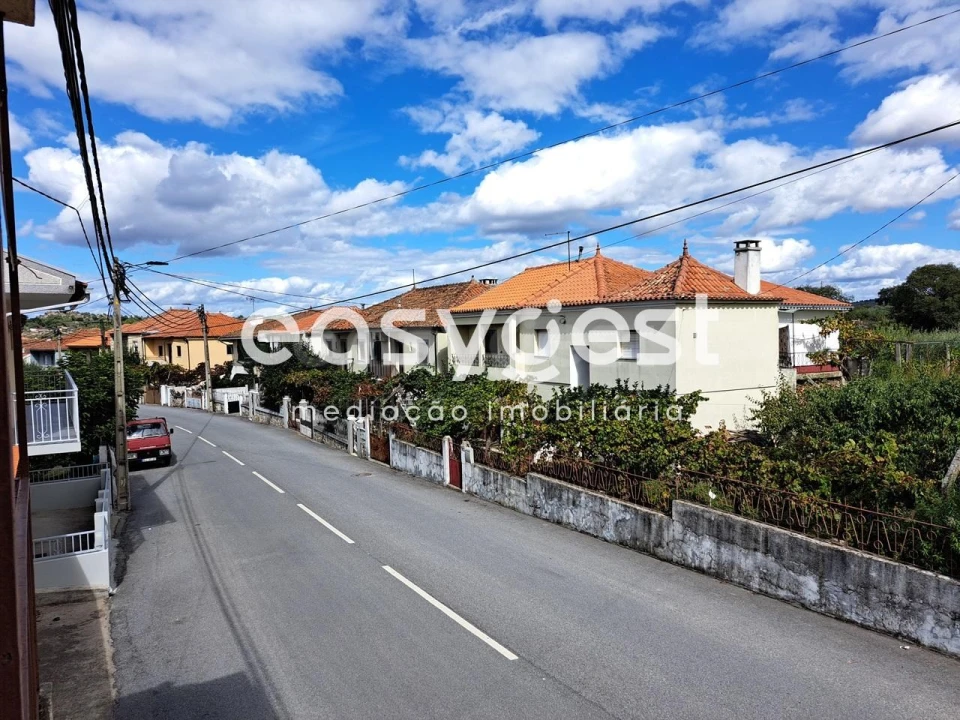 Moradia T2 para Venda em Larinho Foto 18