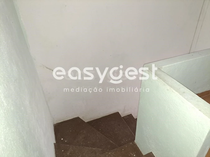 Moradia T2 para Venda em Larinho Foto 6