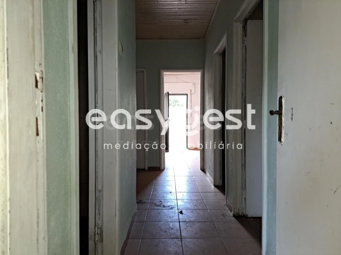 Moradia T2 para Venda em Larinho Foto 7