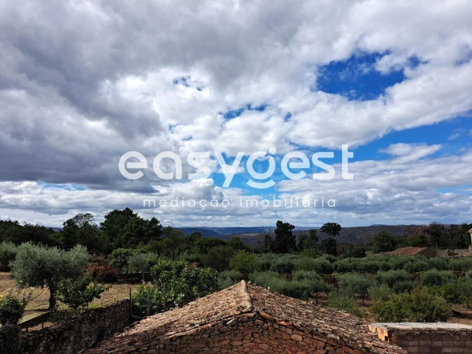 Moradia T2 para Venda em Larinho Foto 16