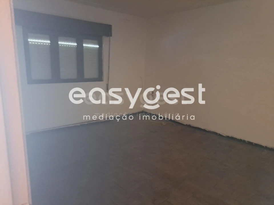 Moradia T4 para Venda em Torre de Moncorvo Foto 2