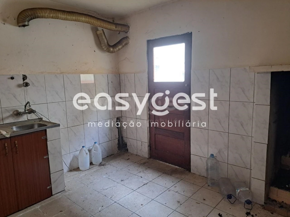 Moradia T4 para Venda em Torre de Moncorvo Foto 4