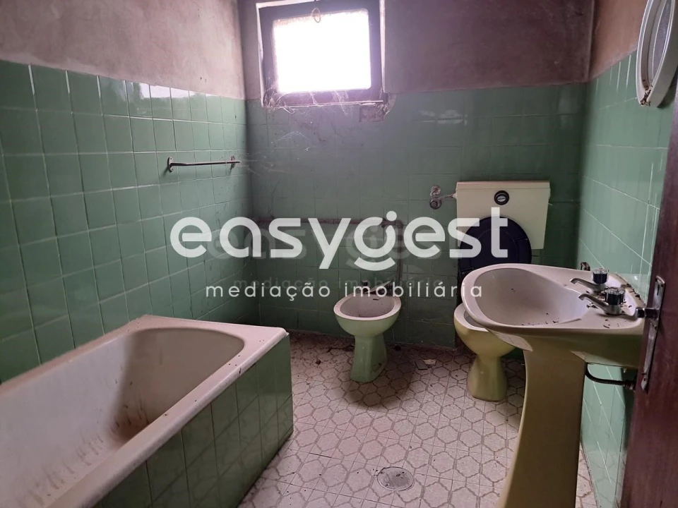 Moradia T4 para Venda em Torre de Moncorvo Foto 6