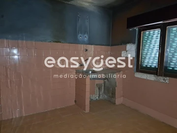 Moradia T4 para Venda em Torre de Moncorvo