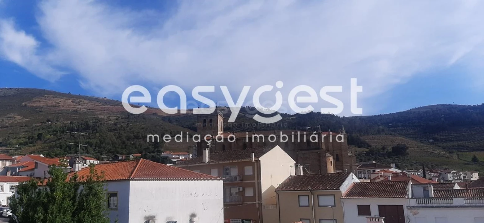 Apartamento T4 para Venda em Torre de Moncorvo Foto 1