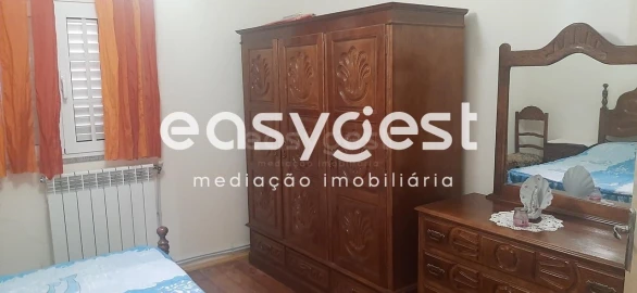 Moradia T4 para Venda em Torre de Moncorvo
