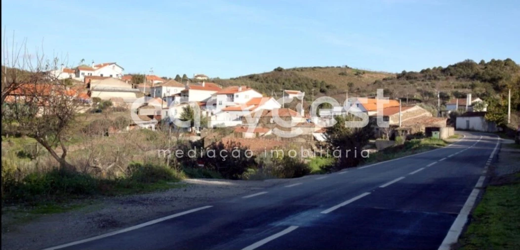 Moradia T1 para Venda em Adeganha e Cardanha Foto 15