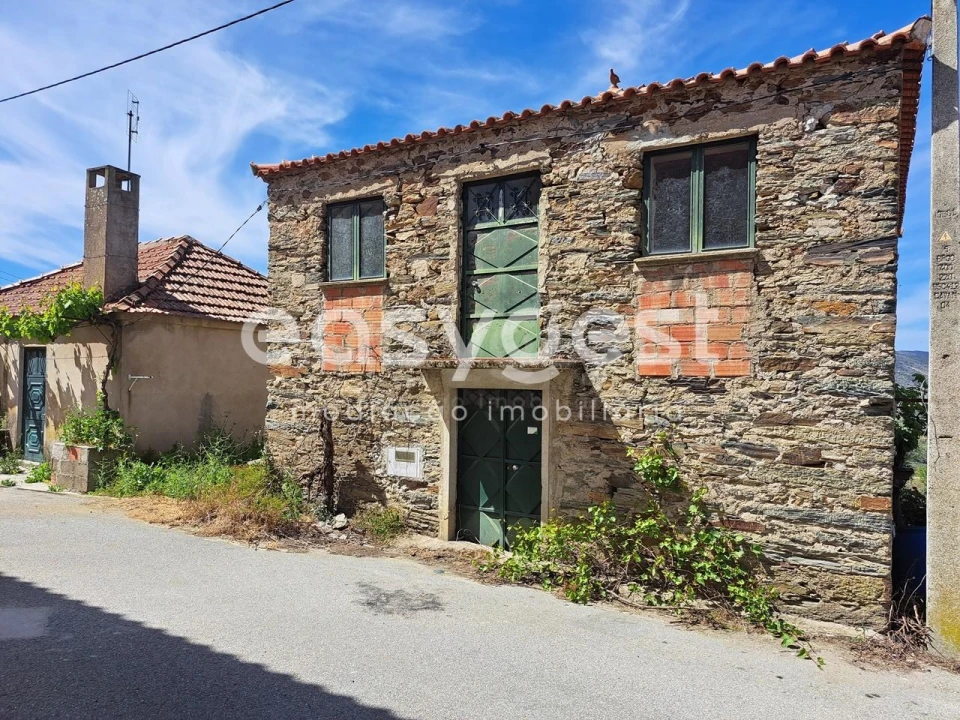 Moradia T3 para Venda em Adeganha e Cardanha Foto 2