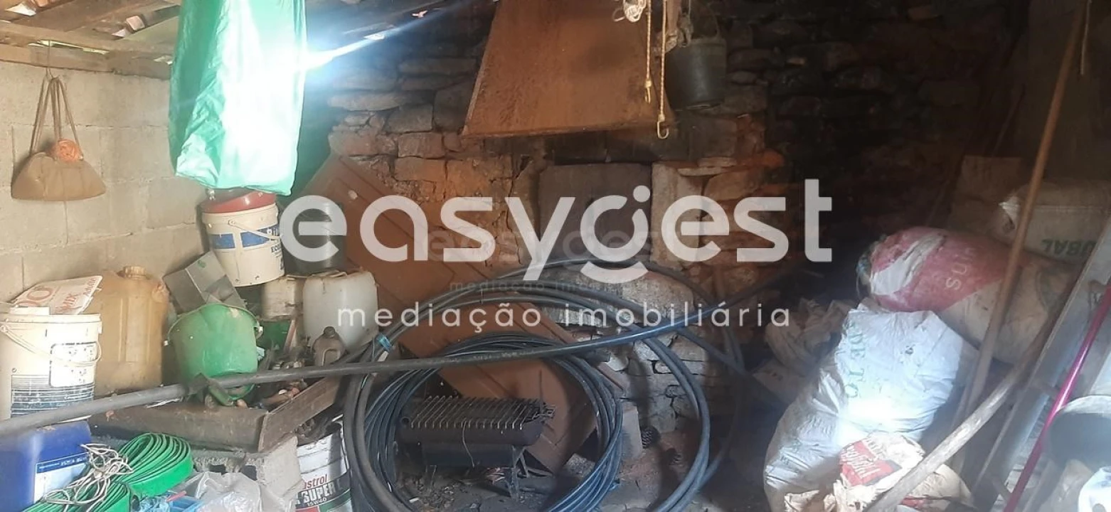 Moradia T2 para Venda em Carviçais Foto 14