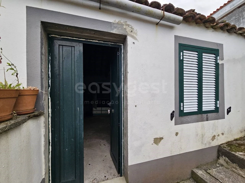 Moradia T2 para Venda em Ribeiras Foto 12