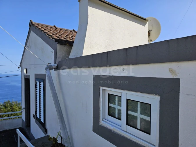 Moradia T2 para Venda em Ribeiras Foto 5