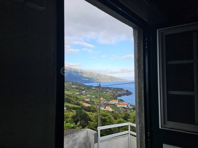 Moradia T2 para Venda em Ribeiras Foto 11