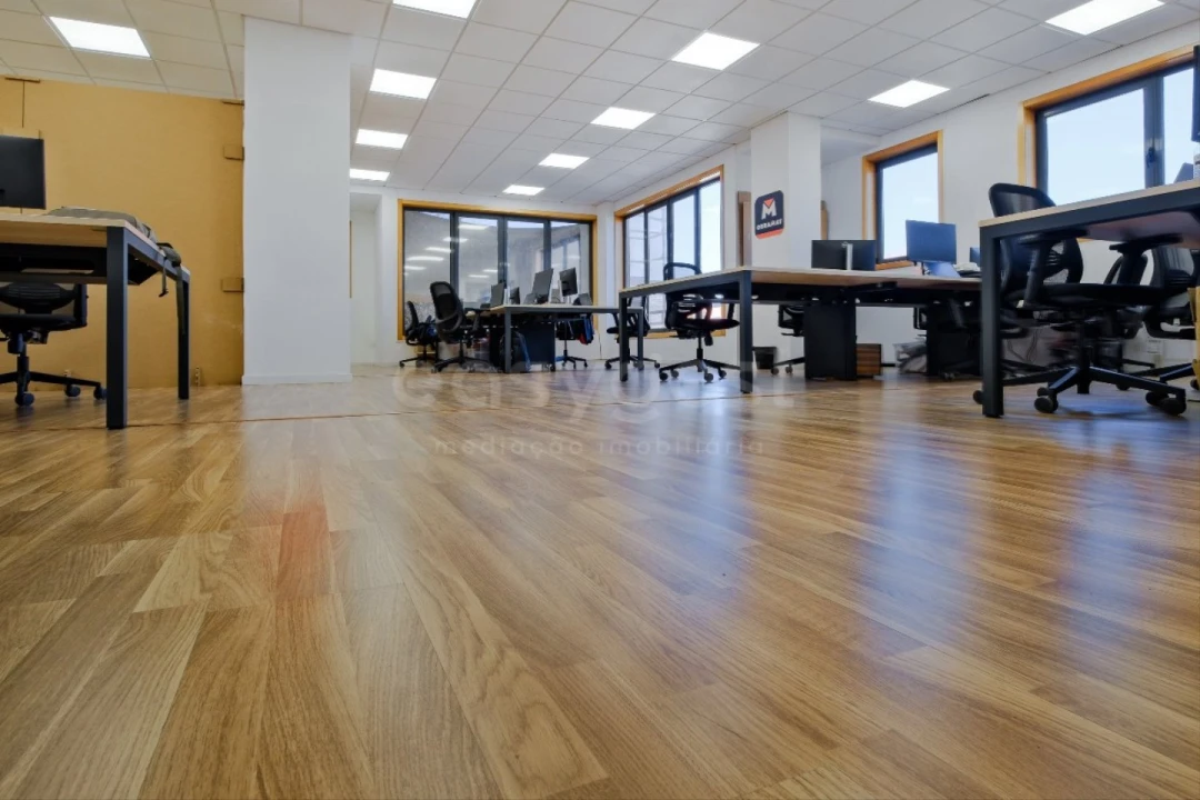 Escritório para Arrendamento em Carnaxide e Queijas Foto 11