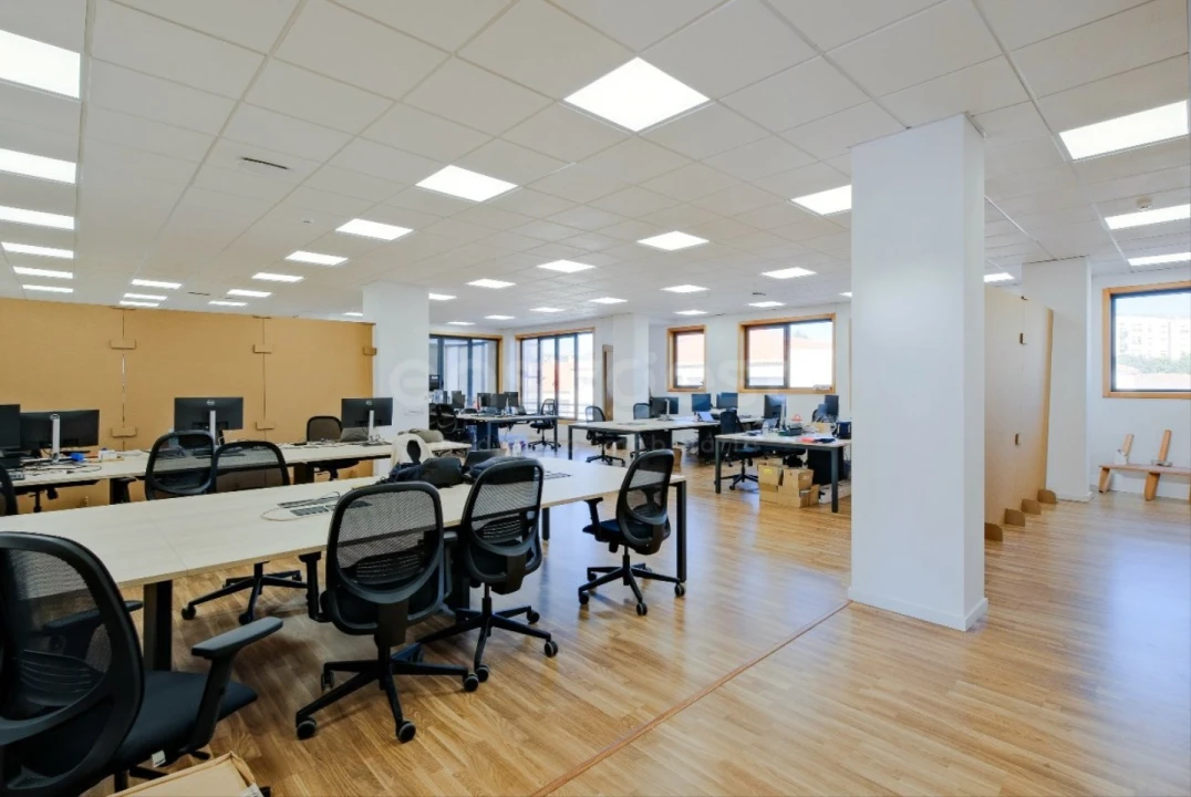 Escritório para Arrendamento em Carnaxide e Queijas Foto 16