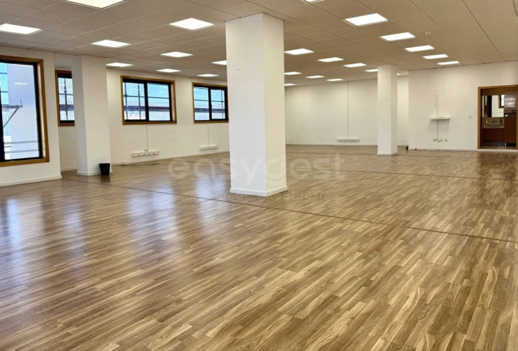 Escritório para Arrendamento em Carnaxide e Queijas Foto 1