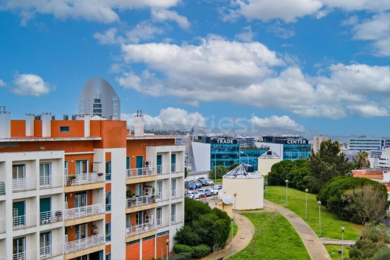 Escritório para Venda em Carnaxide e Queijas Foto 2