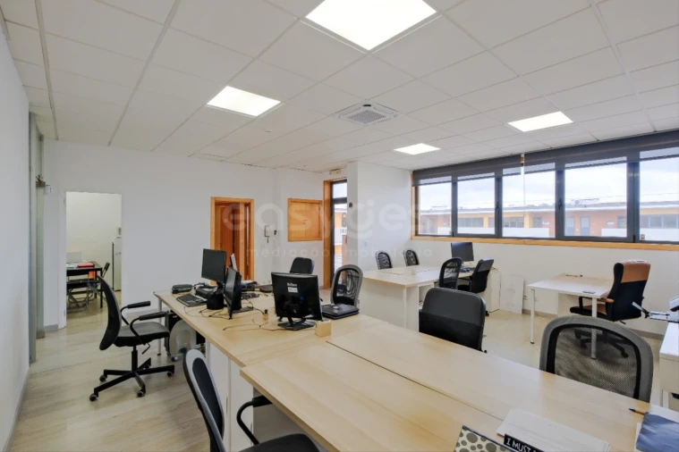 Escritório para Venda em Carnaxide e Queijas Foto 5
