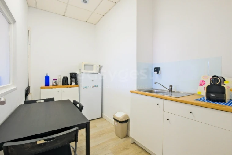 Escritório para Venda em Carnaxide e Queijas Foto 19