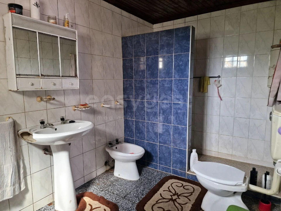 Moradia T3 para Venda em Ribeiras Foto 18