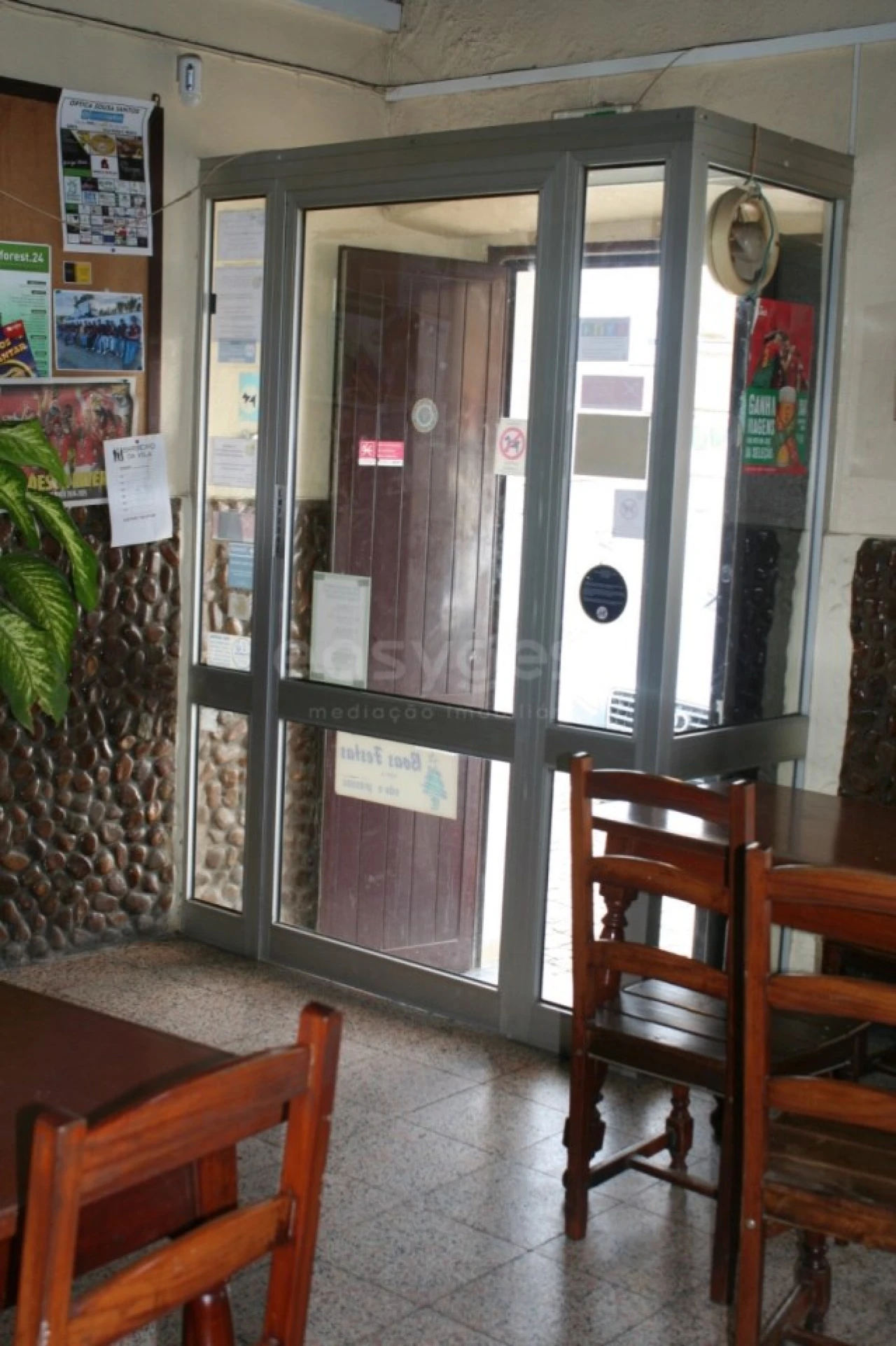 Negócio para Venda em Baleizão Foto 3