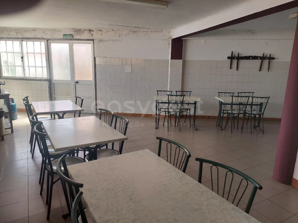 Negócio para Venda em Baleizão Foto 8