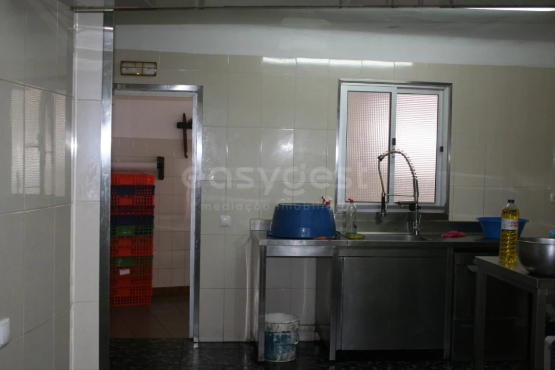 Negócio para Venda em Baleizão Foto 10